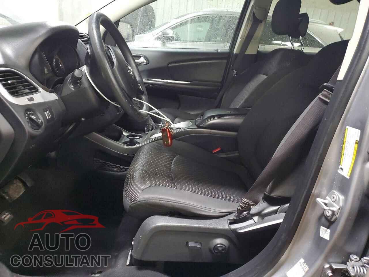 DODGE JOURNEY 2017 - 3C4PDCBG5HT526332