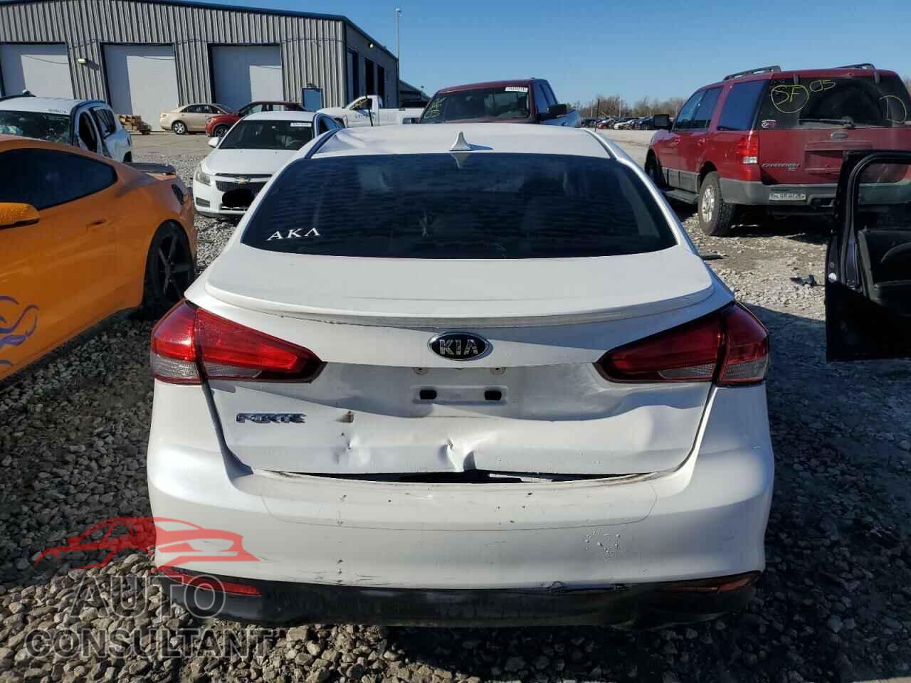KIA FORTE 2017 - 3KPFL4A74HE028231