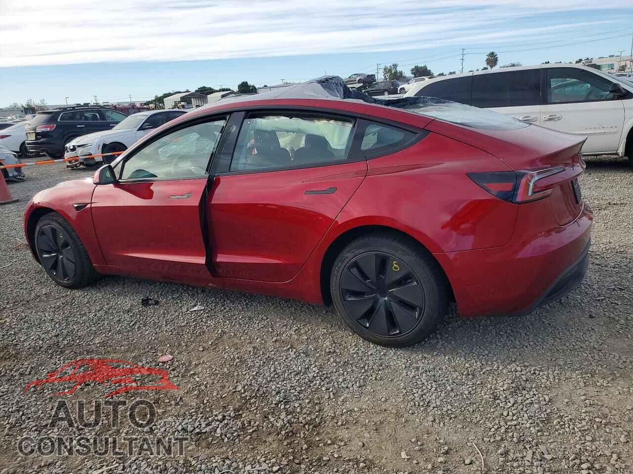 TESLA MODEL 3 2025 - 5YJ3E1EA7SF026542