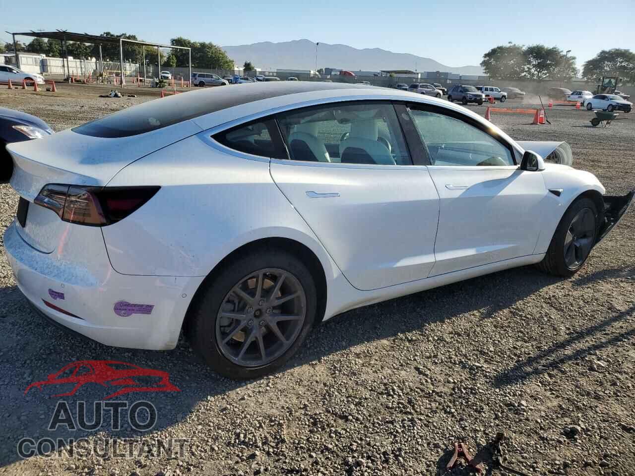 TESLA MODEL 3 2019 - 5YJ3E1EA7KF318000