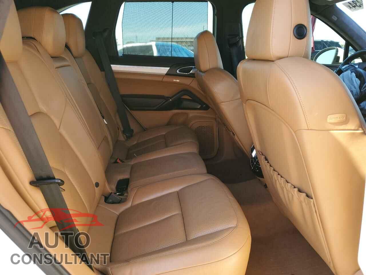 PORSCHE CAYENNE 2012 - WP1AC2A22CLA81138