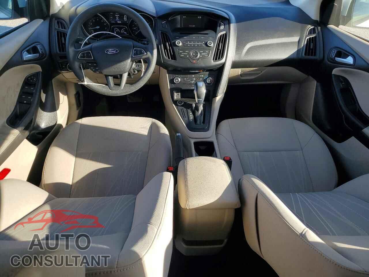 FORD FOCUS 2015 - 1FADP3F24FL341633