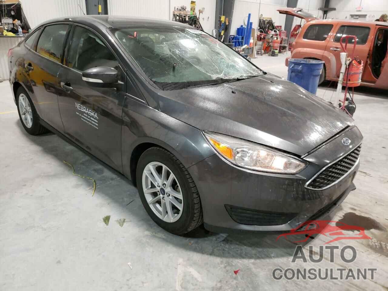 FORD FOCUS 2017 - 1FADP3F28HL329634
