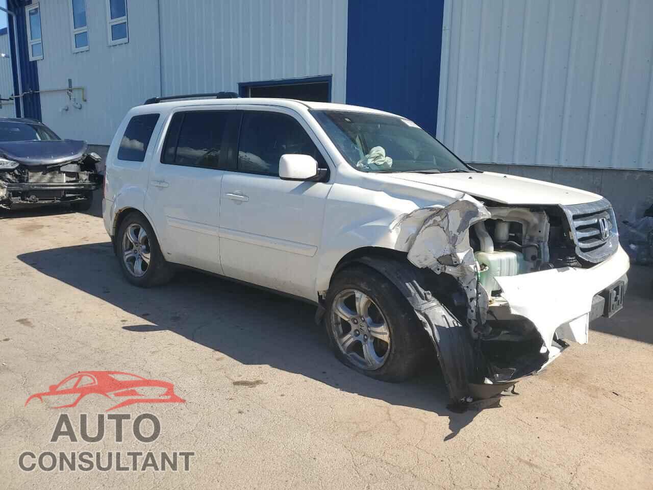 HONDA PILOT 2015 - 5FNYF4H68FB501083
