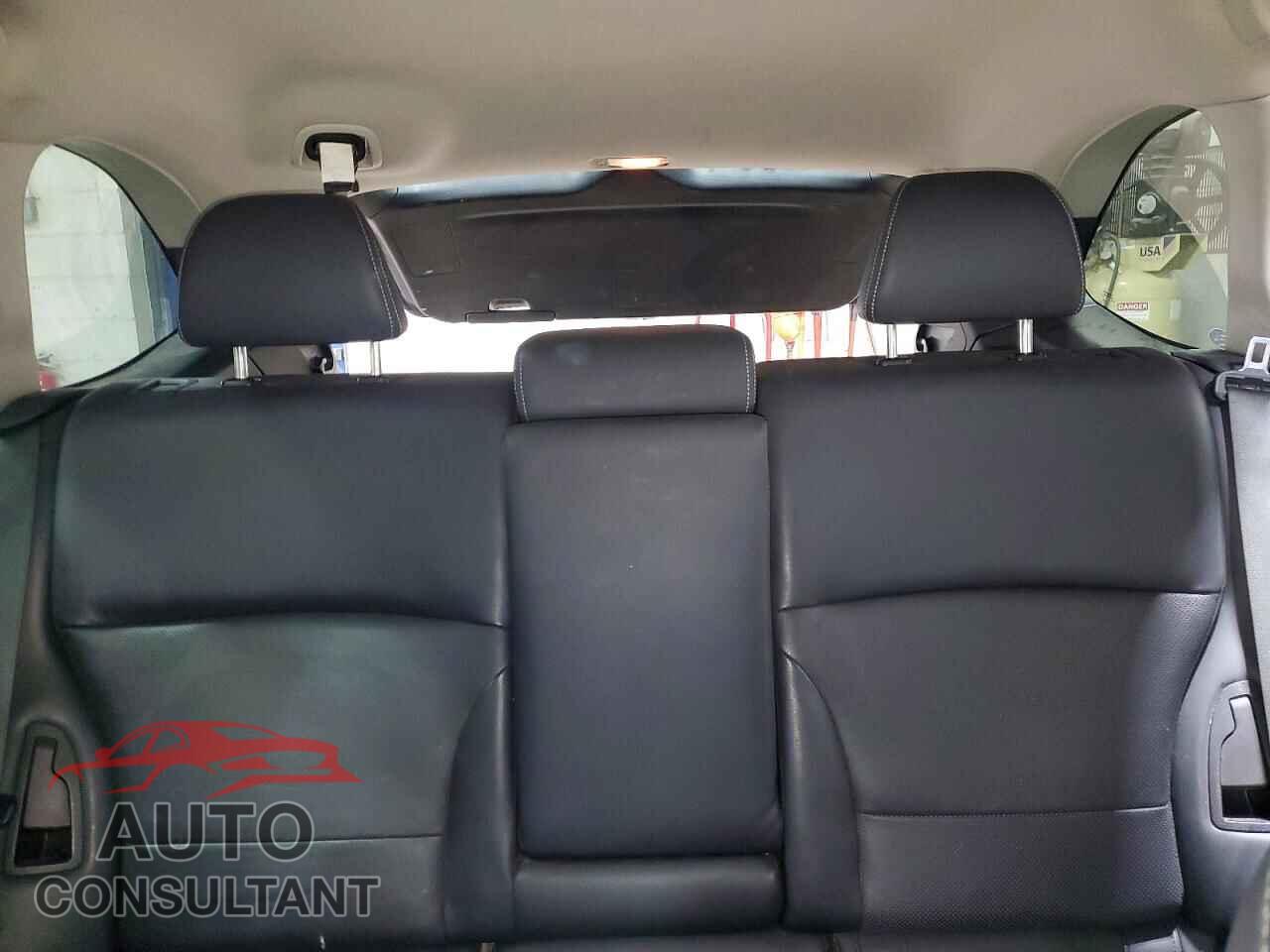 SUBARU OUTBACK 2015 - 4S4BSALC4F3211865
