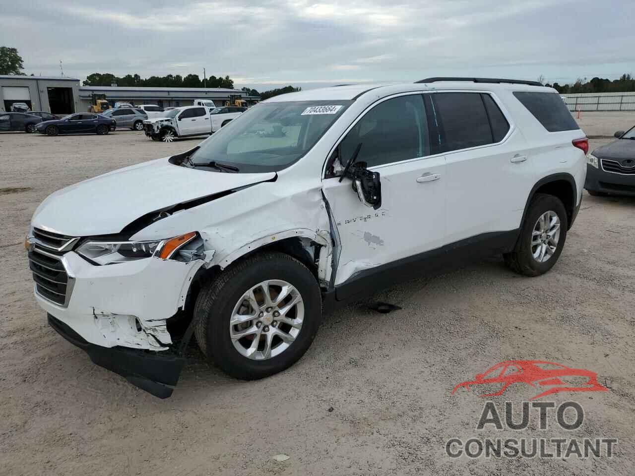 CHEVROLET TRAVERSE 2018 - 1GNEVMKW8LJ145230