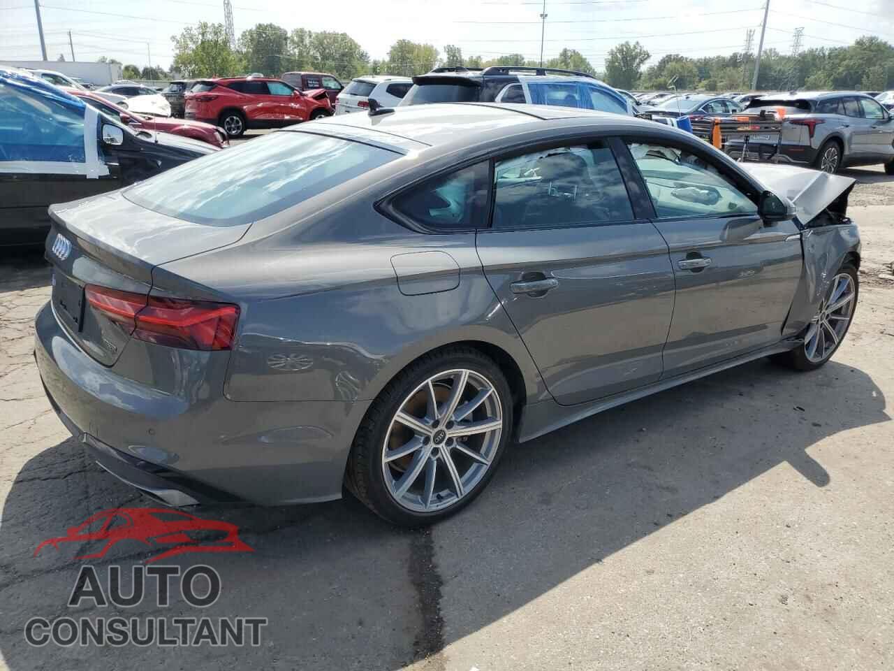 AUDI A5 2025 - WAUDACF55SA008902