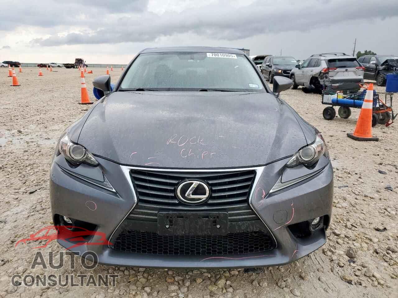 LEXUS IS 2015 - JTHBF1D20F5059259