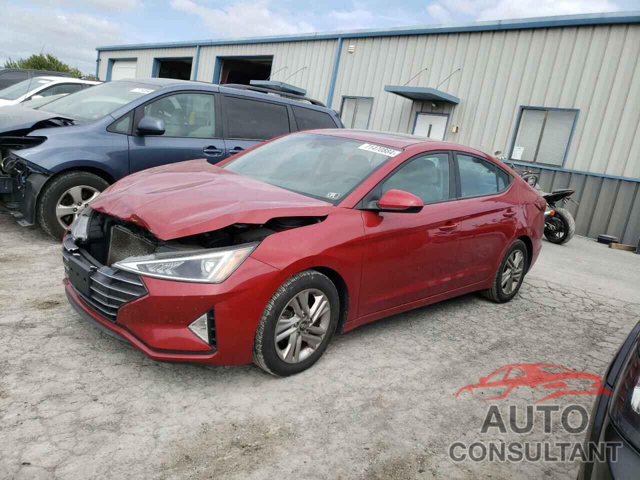 HYUNDAI ELANTRA 2019 - KMHD84LF3KU831372