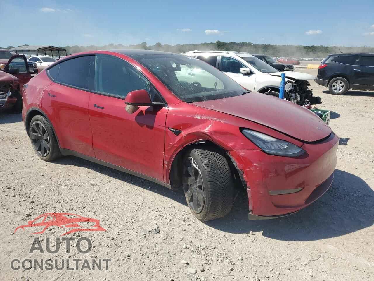 TESLA MODEL Y 2021 - 5YJYGDEEXMF259032