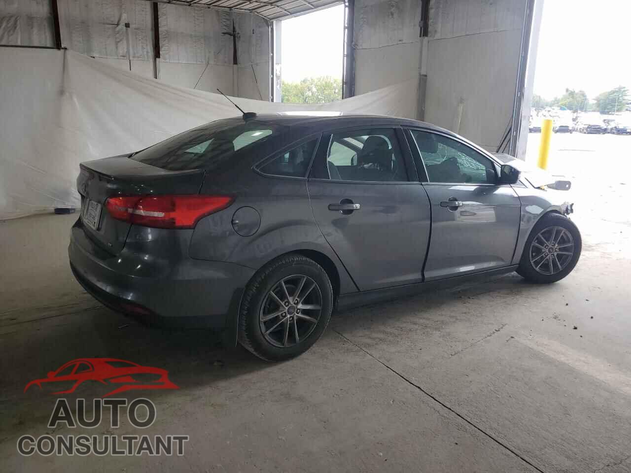 FORD FOCUS 2017 - 1FADP3F20HL336318