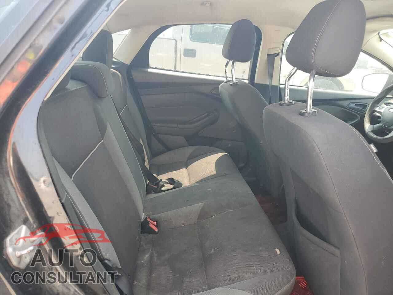 FORD FOCUS 2012 - 1FAHP3F27CL115101