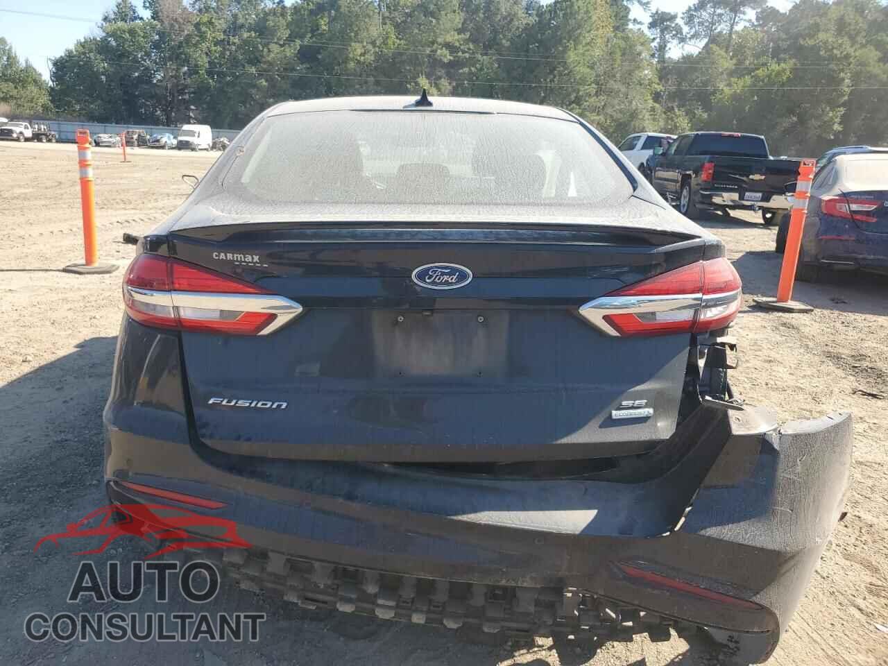 FORD FUSION 2019 - 3FA6P0HD1KR159650