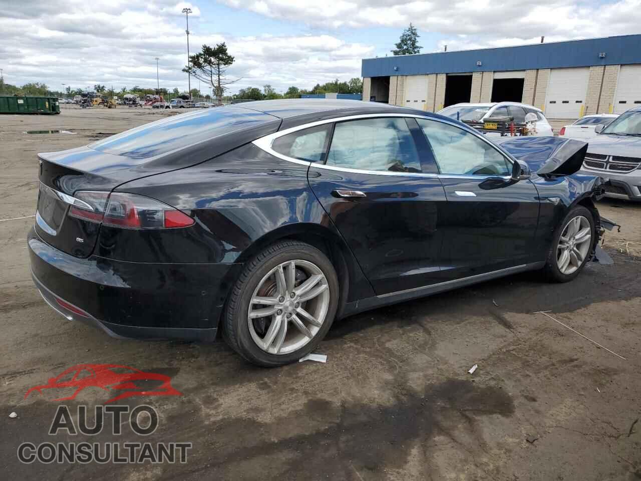 TESLA MODEL S 2015 - 5YJSA1H1XFF080569