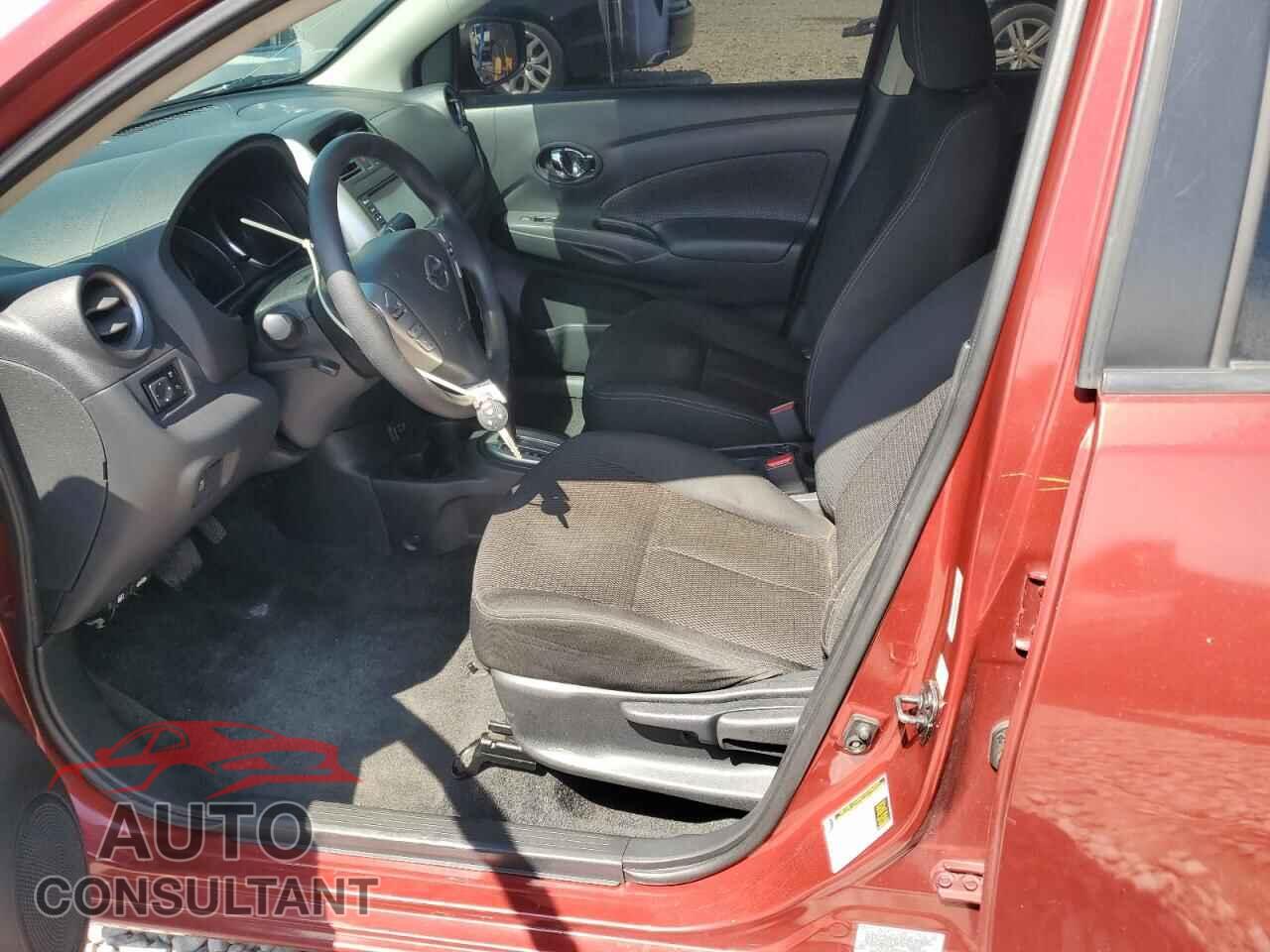 NISSAN VERSA 2019 - 3N1CN7AP8KL856495
