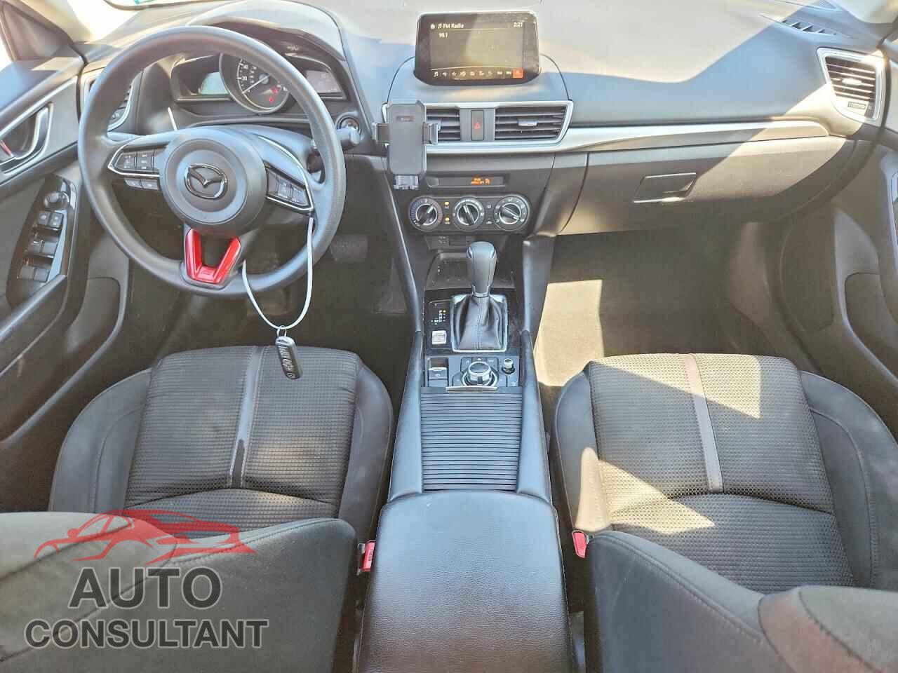 MAZDA 3 2017 - 3MZBN1U77HM105437