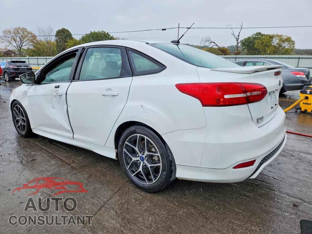 FORD FOCUS 2016 - 1FADP3F23GL279482
