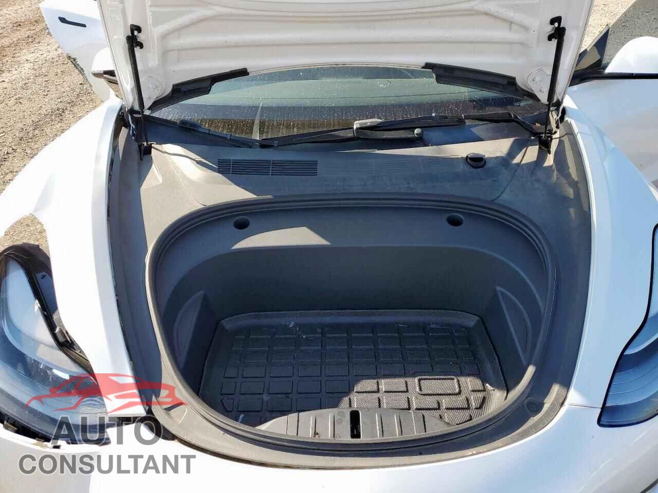 TESLA MODEL 3 2023 - 5YJ3E1EA7PF600483