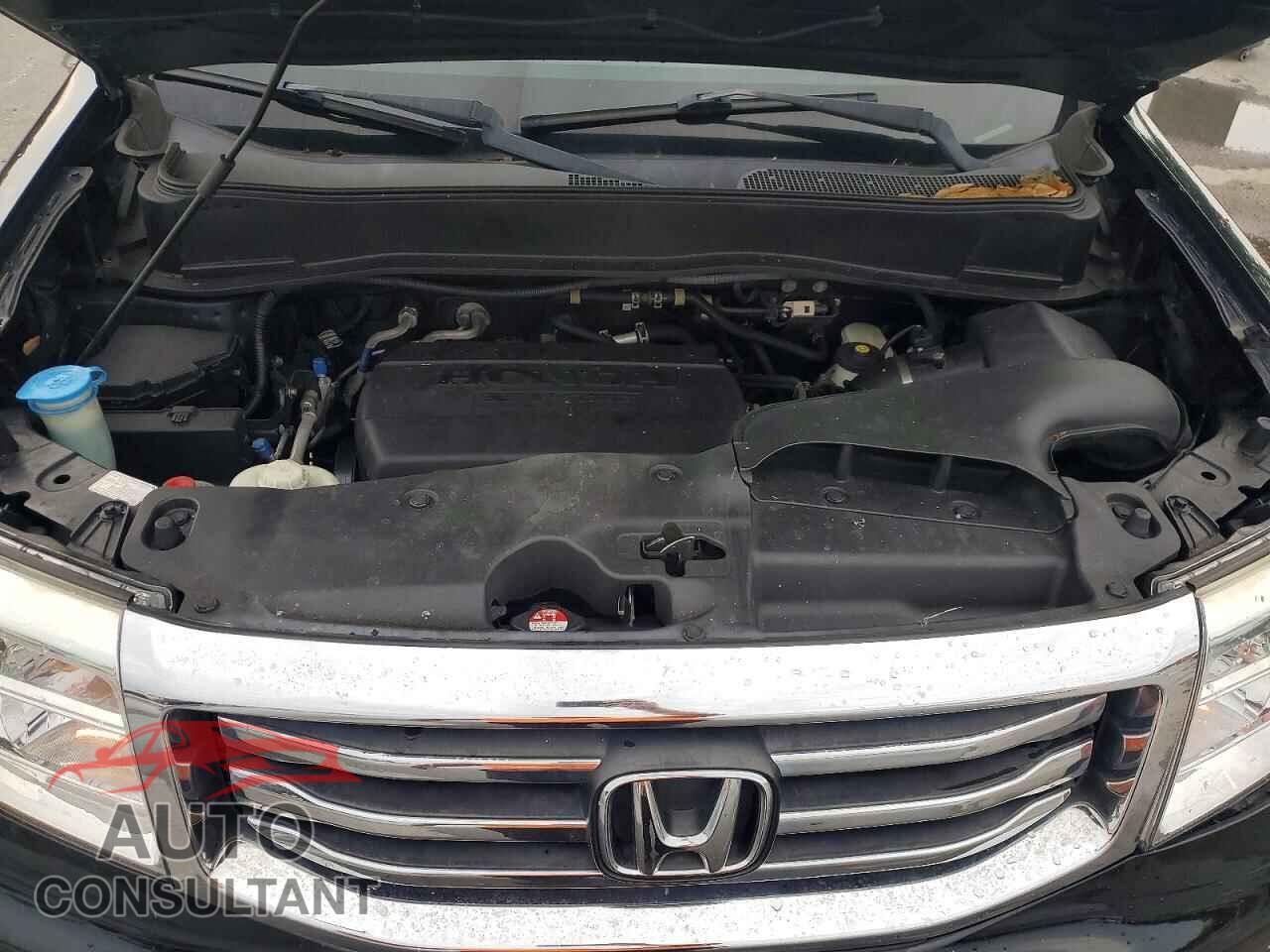 HONDA PILOT 2013 - 5FNYF3H5XDB030861