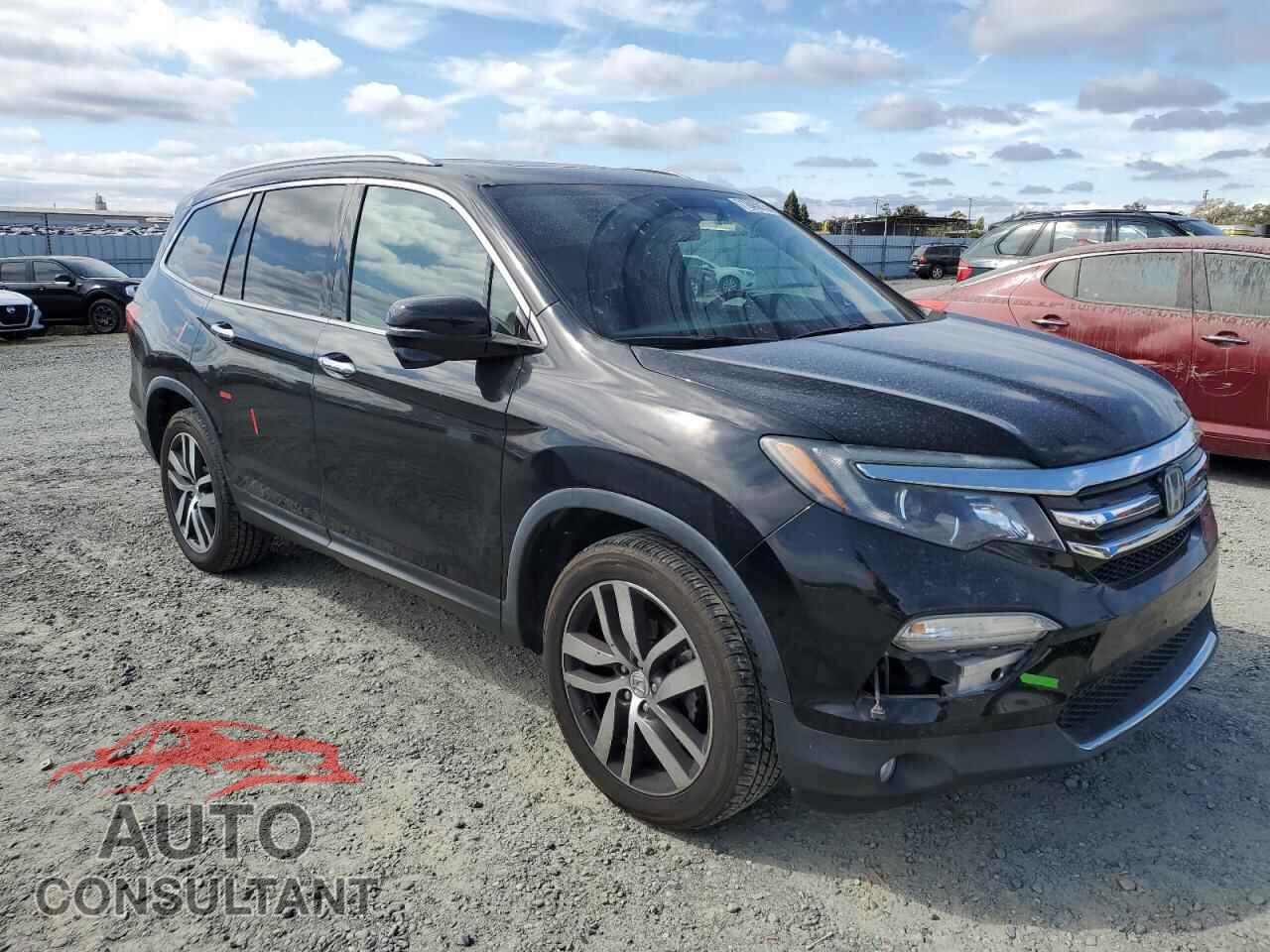 HONDA PILOT 2017 - 5FNYF6H9XHB000981