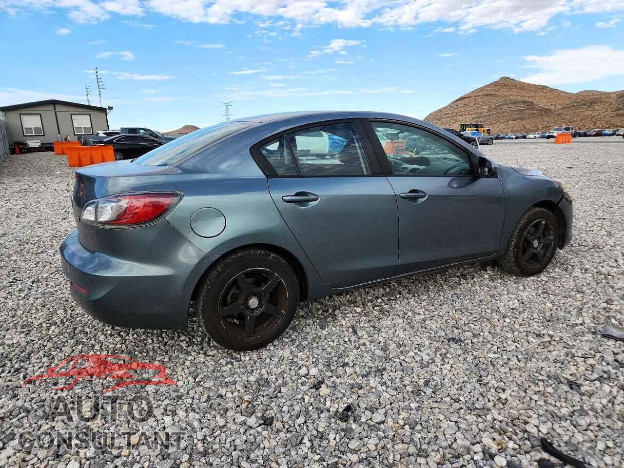 MAZDA 3 2013 - JM1BL1TF8D1746122