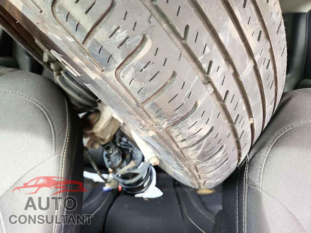 JEEP CHEROKEE 2014 - 1C4PJLCS3EW288532
