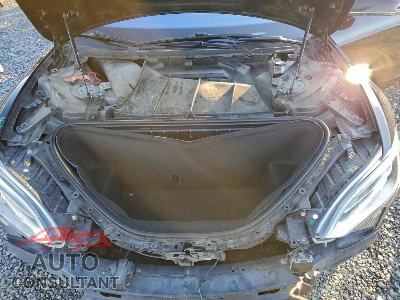 TESLA MODEL S 2016 - 5YJSA1E29GF148875