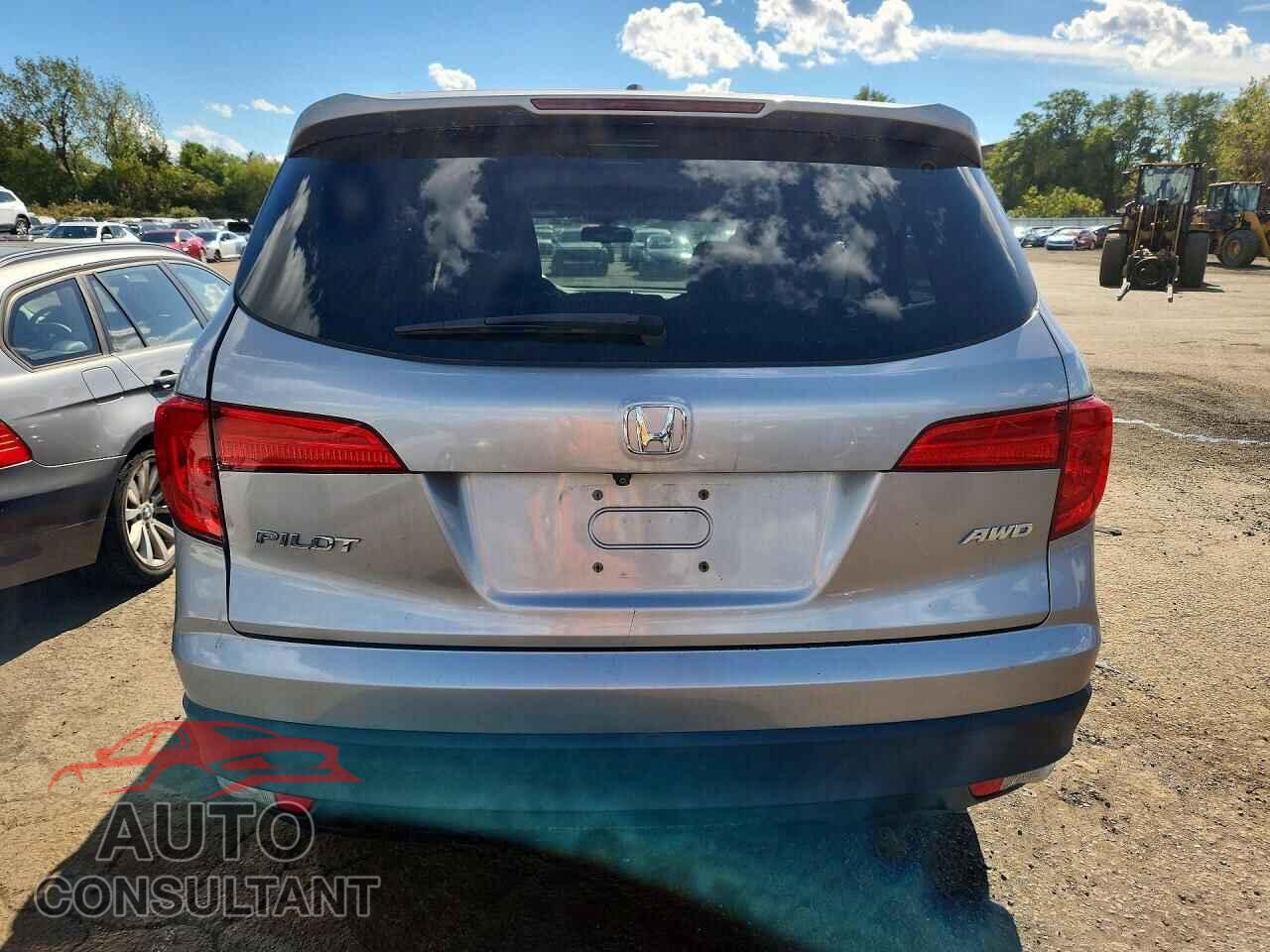 HONDA PILOT 2017 - 5FNYF6H57HB007738