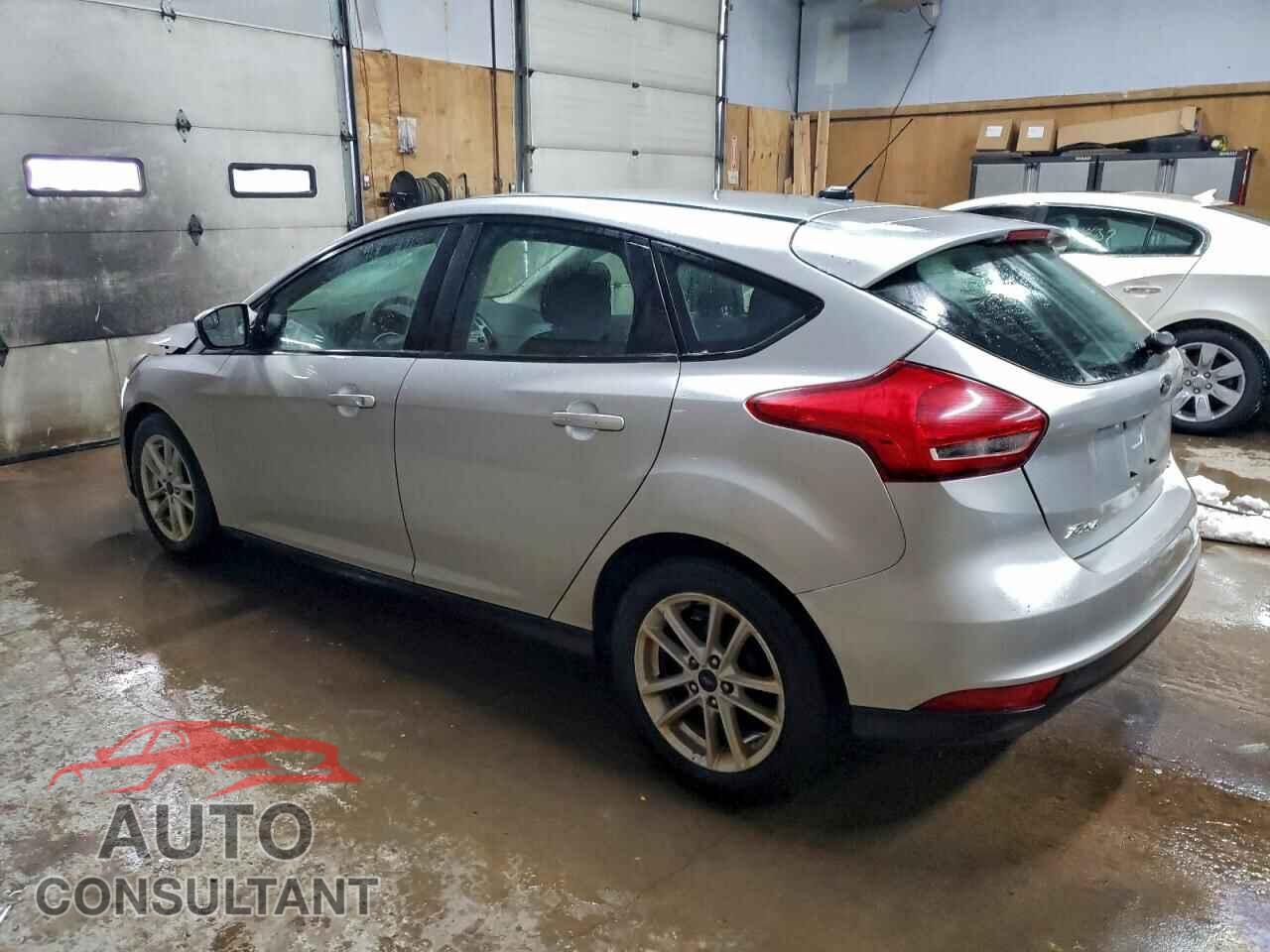 FORD FOCUS 2017 - 1FADP3K22HL267198