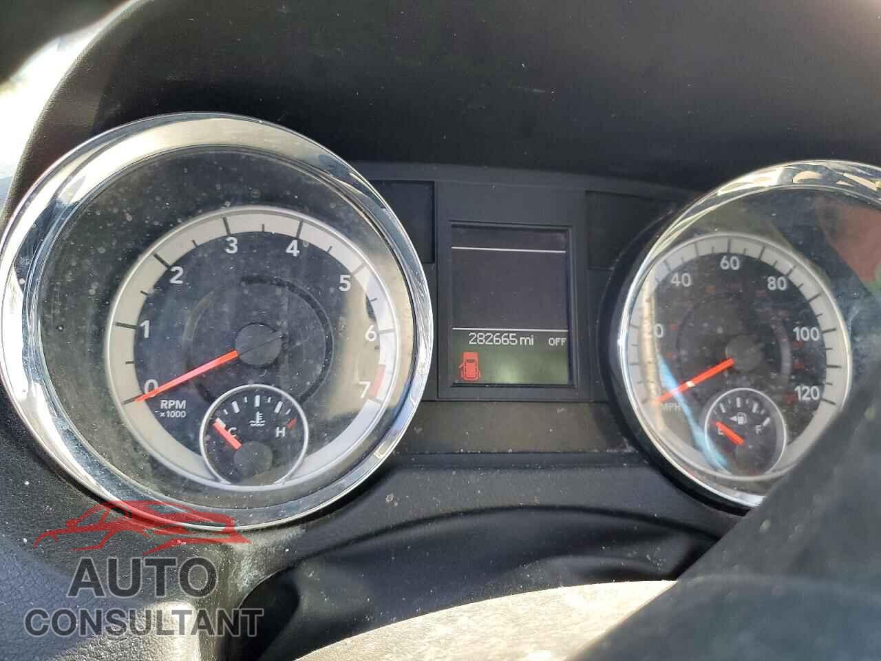 DODGE CARAVAN 2011 - 2D4RN5DG2BR606750