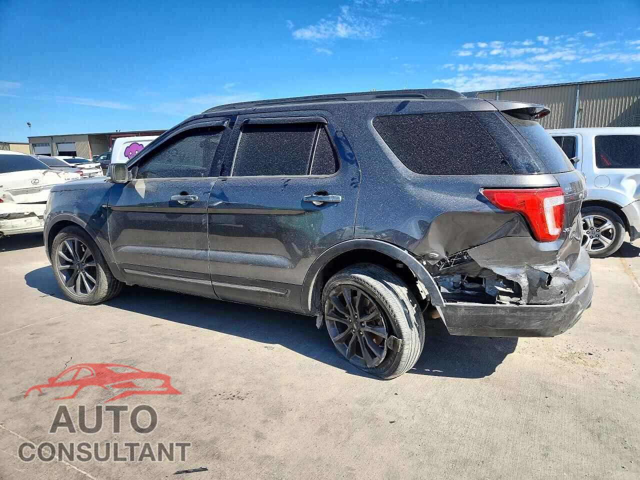 FORD EXPLORER 2017 - 1FM5K7D83HGA10626