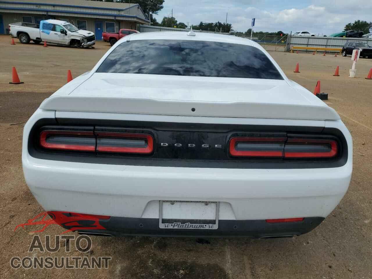 DODGE CHALLENGER 2016 - 2C3CDZBT8GH300330