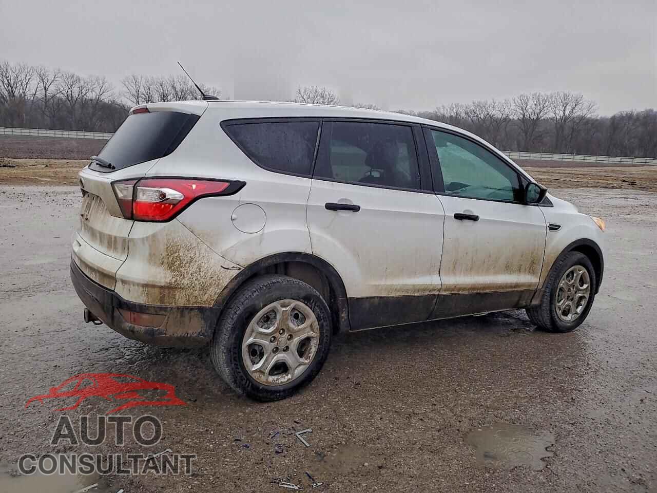FORD ESCAPE 2017 - 1FMCU0F75HUD94889