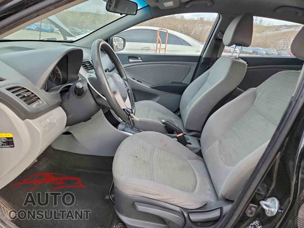 HYUNDAI ACCENT 2015 - KMHCT5AE3FU211783