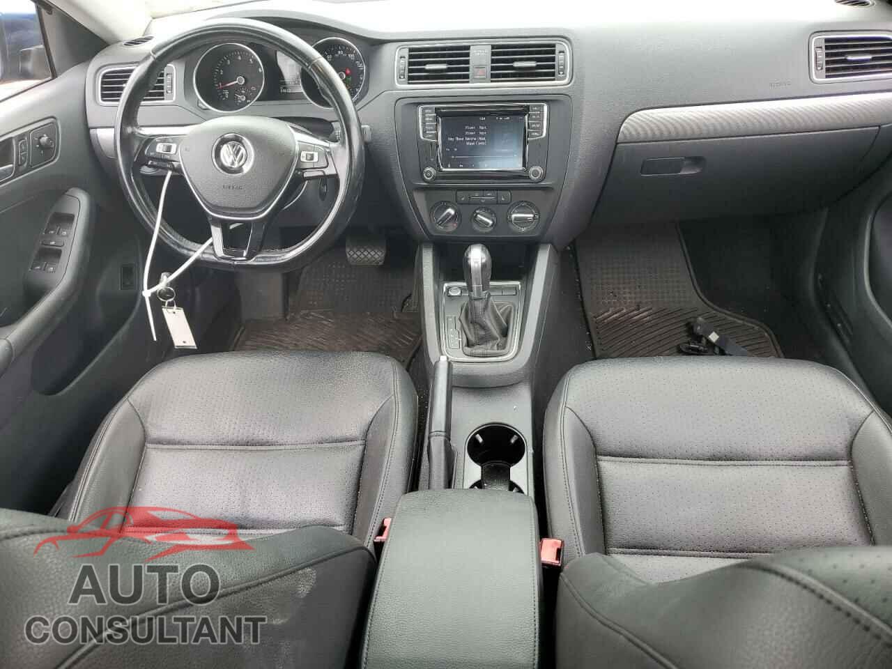 VOLKSWAGEN JETTA 2017 - 3VWDB7AJ9HM258146
