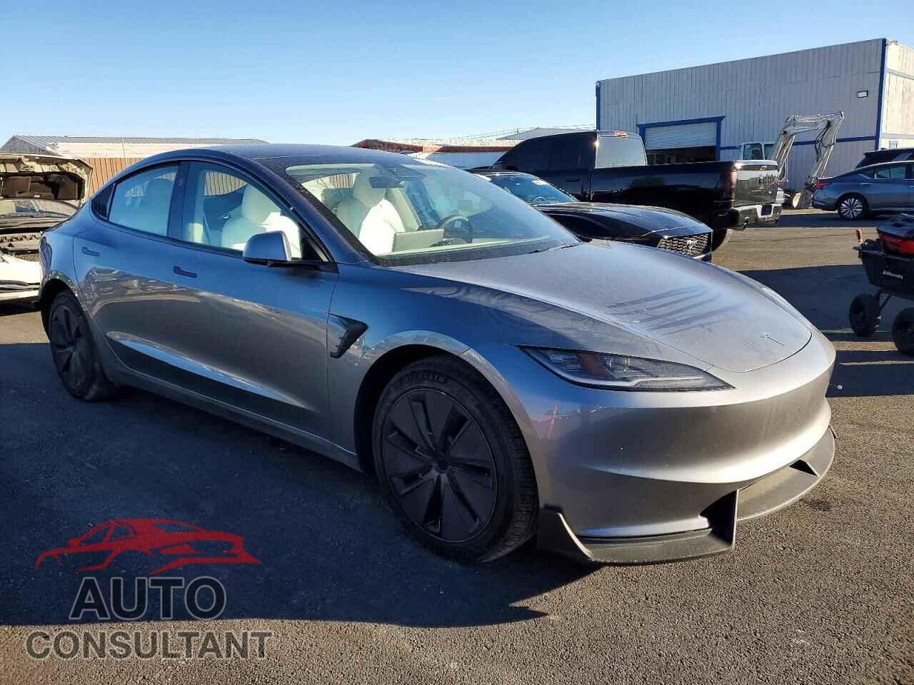 TESLA MODEL 3 2024 - 5YJ3E1EA3RF856672