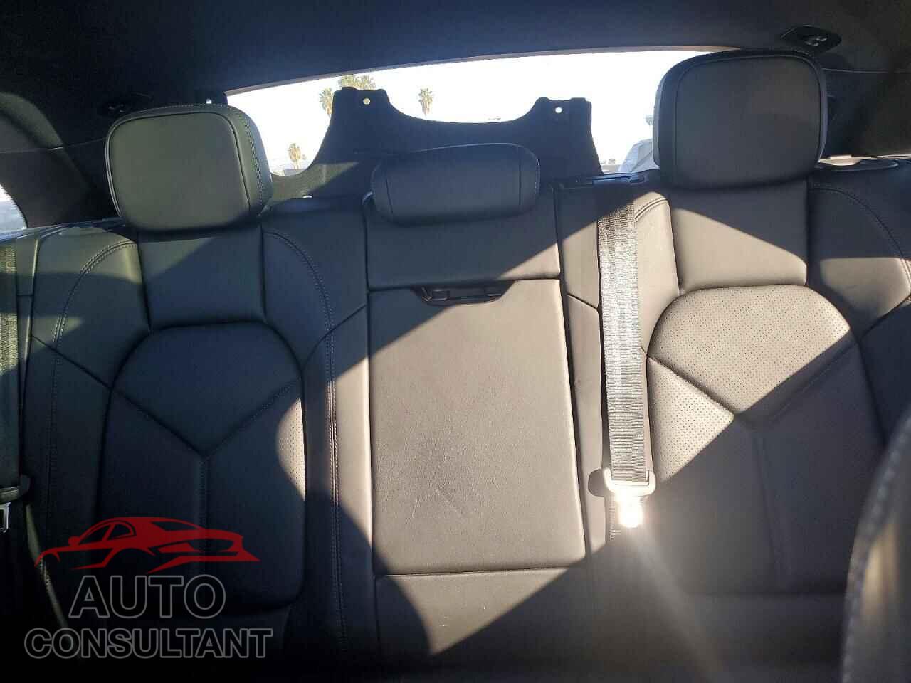 PORSCHE MACAN BASE 2024 - WP1AA2A54RLB14357