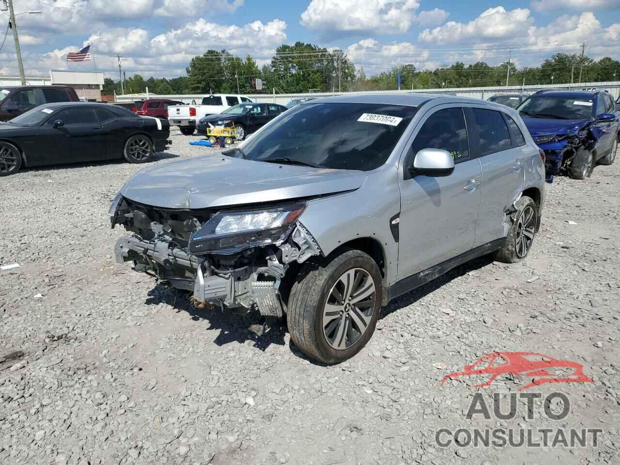 MITSUBISHI OUTLANDER 2022 - JA4ARUAU3NU013533
