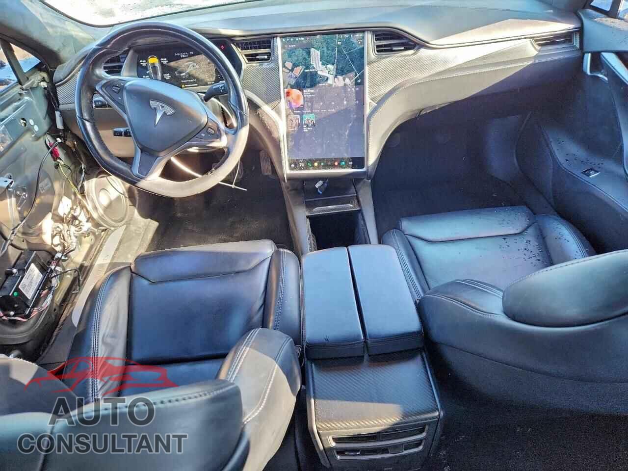 TESLA MODEL S 2018 - 5YJSA1E22JF276687
