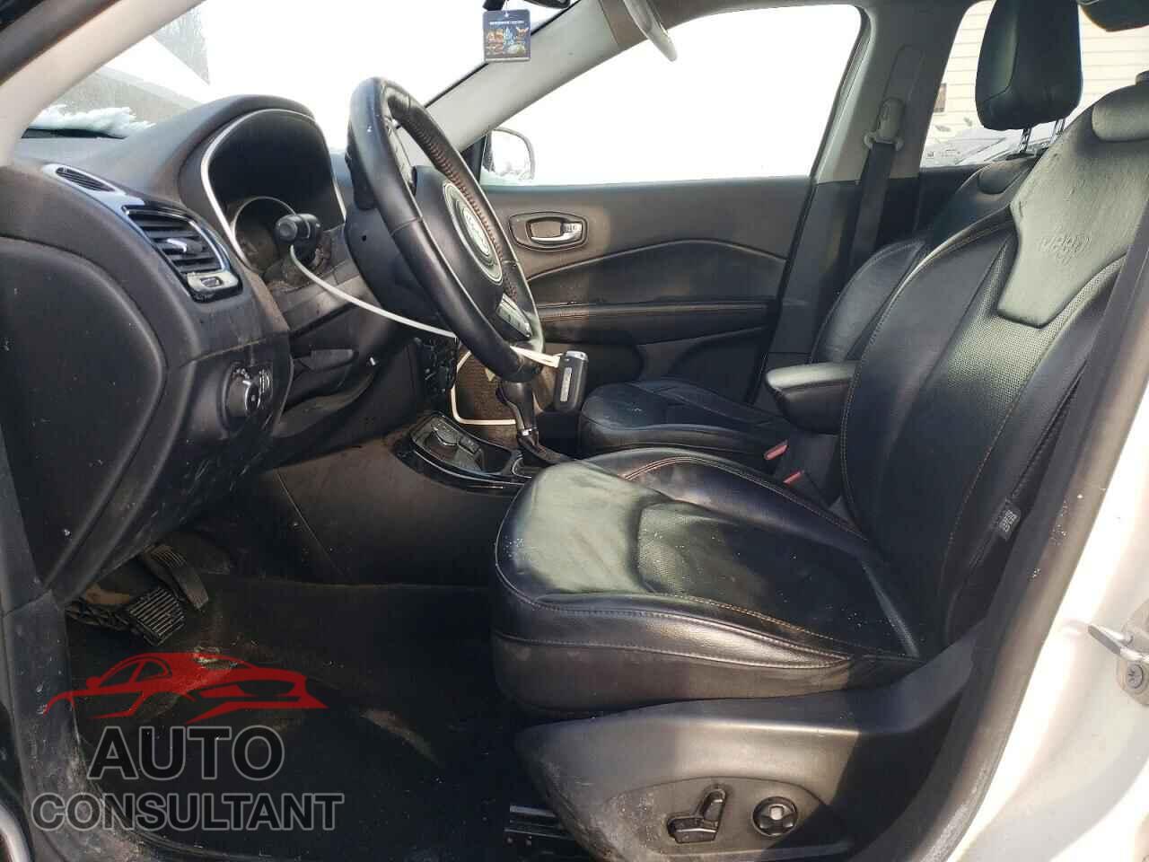 JEEP COMPASS 2019 - 3C4NJDCB7KT689385