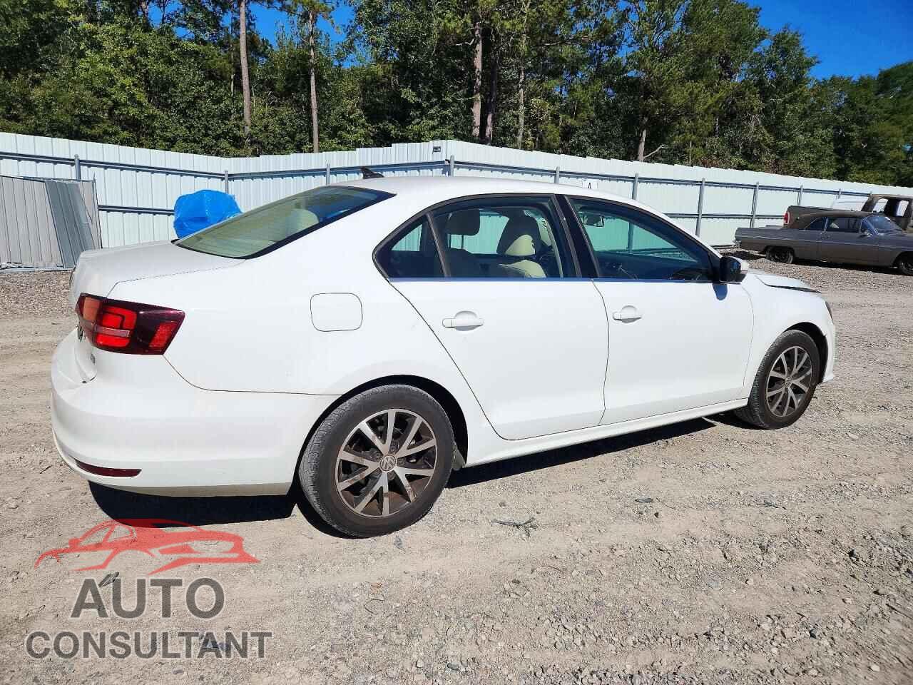VOLKSWAGEN JETTA 2017 - 3VWDB7AJ0HM208896