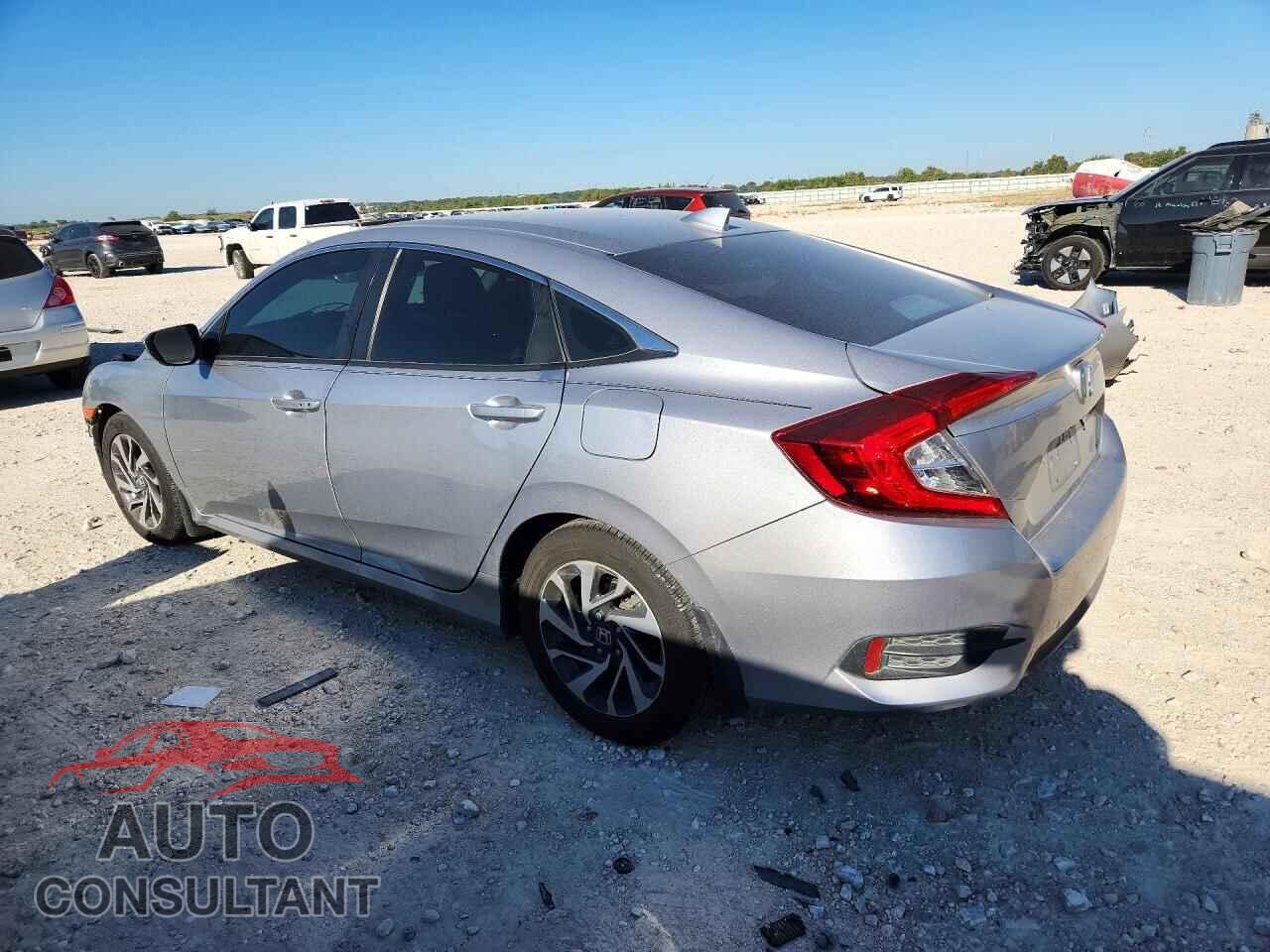 HONDA CIVIC 2017 - 2HGFC2F70HH550132