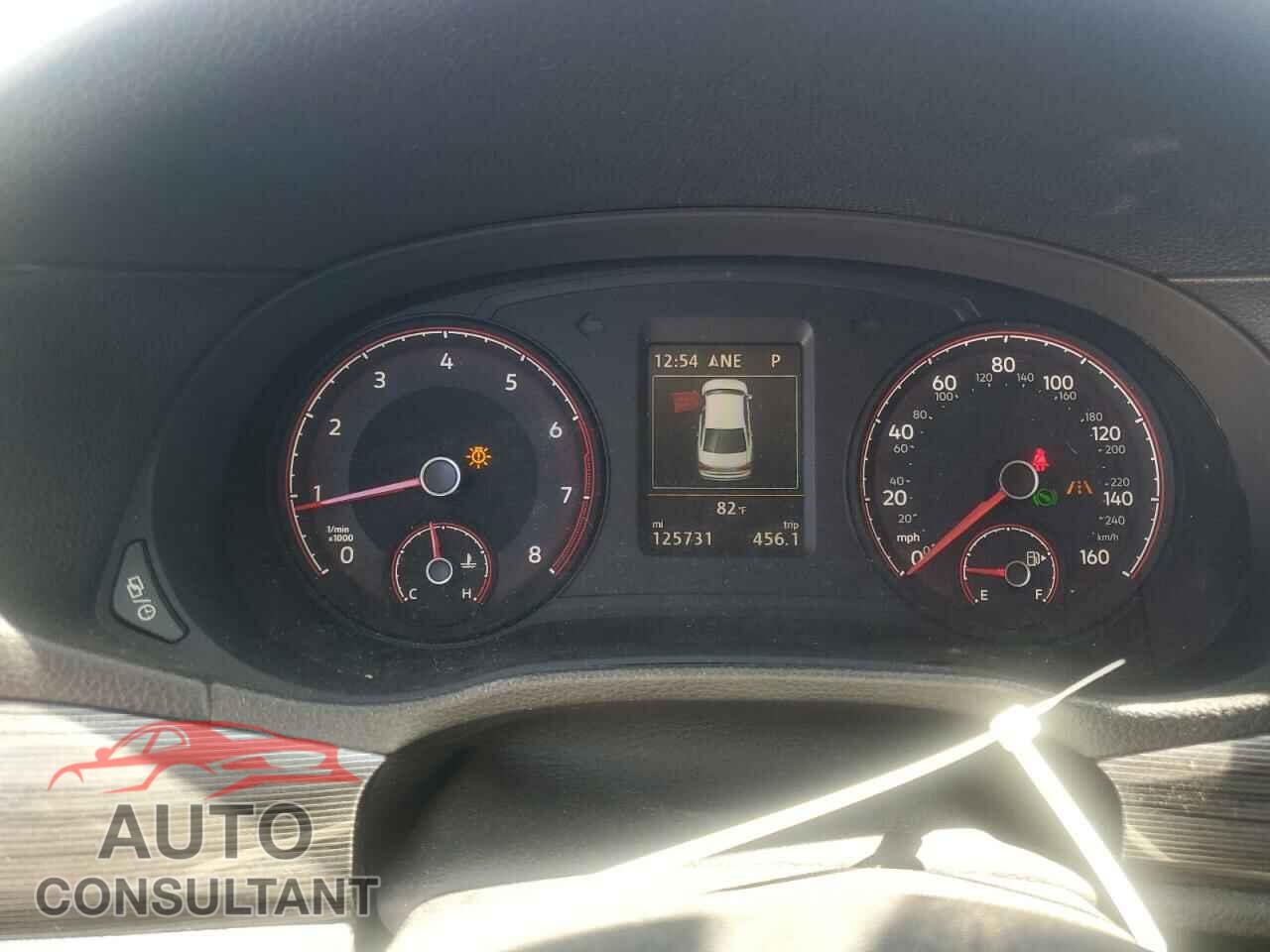 VOLKSWAGEN PASSAT 2020 - 1VWMA7A37LC005647