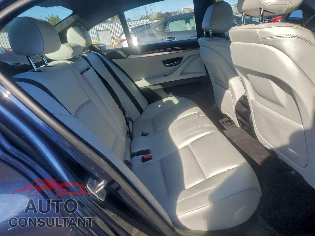 BMW 5 SERIES 2014 - WBA5B1C53ED481131