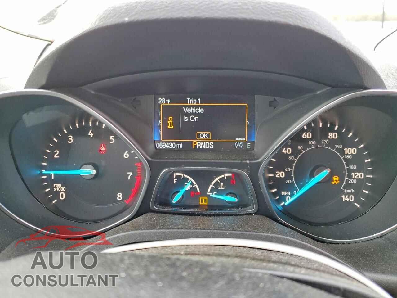 FORD ESCAPE 2018 - 1FMCU9GD1JUC53641