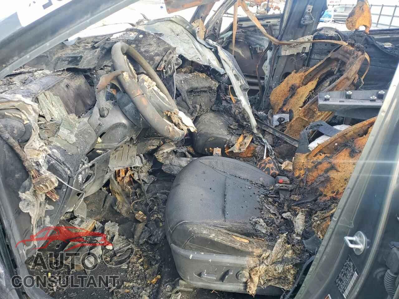 HYUNDAI TUCSON 2023 - KM8JFCA18PU090170