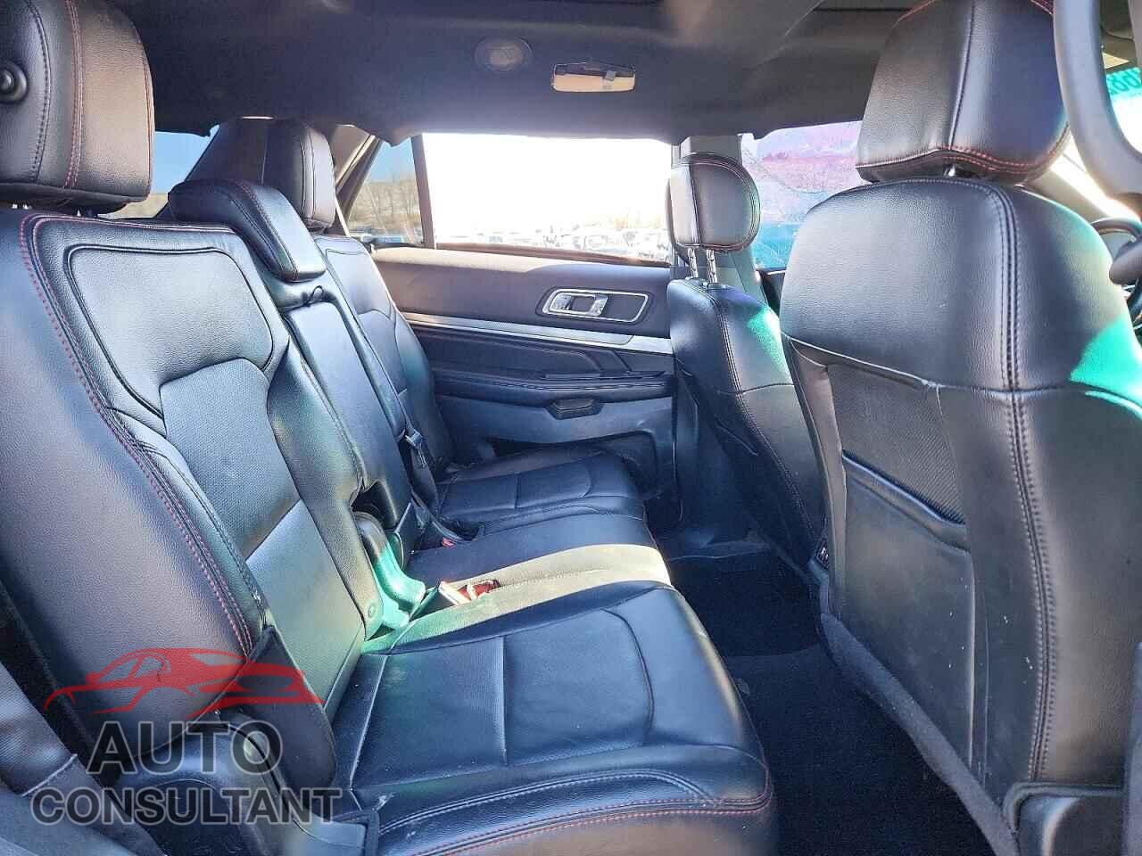 FORD EXPLORER 2016 - 1FM5K8GT3GGA76016