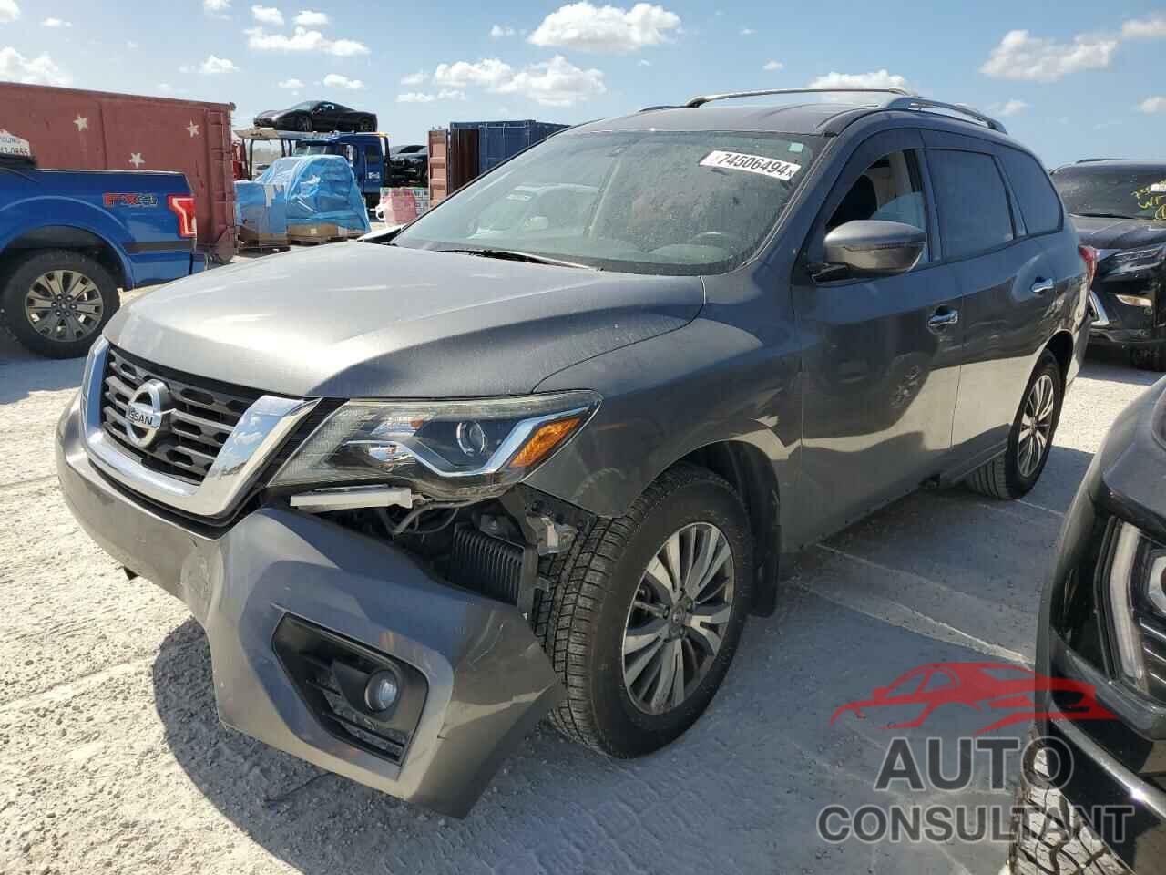 NISSAN PATHFINDER 2018 - 5N1DR2MN0JC619072
