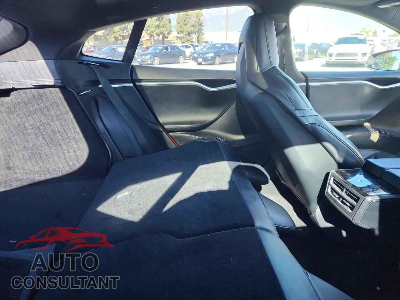 TESLA MODEL S 2016 - 5YJSA1E17GF156450