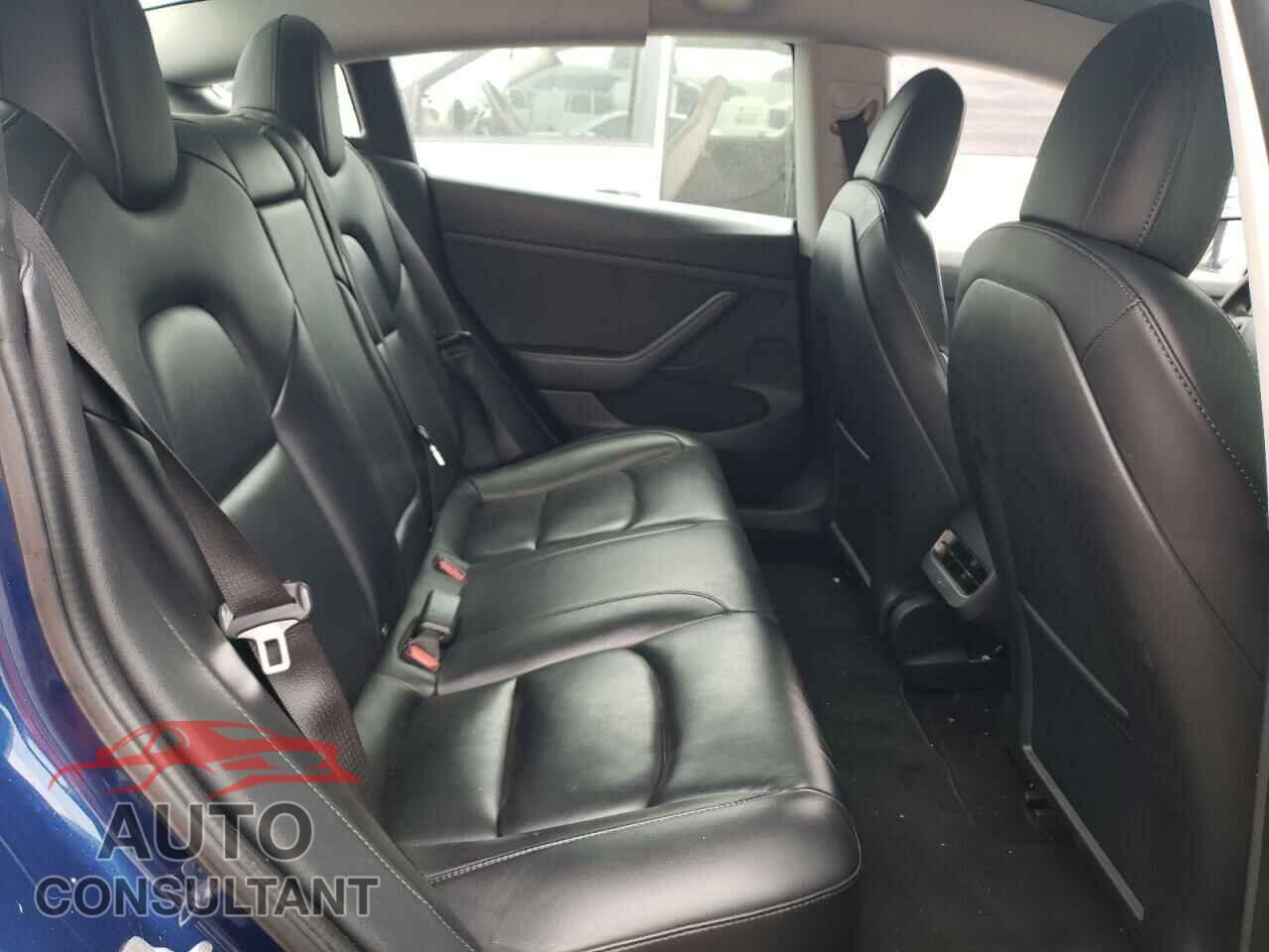 TESLA MODEL 3 2021 - 5YJ3E1EA0MF092904